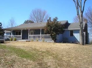 6014 Suwanee Dam Rd, Sugar Hill, GA 30518