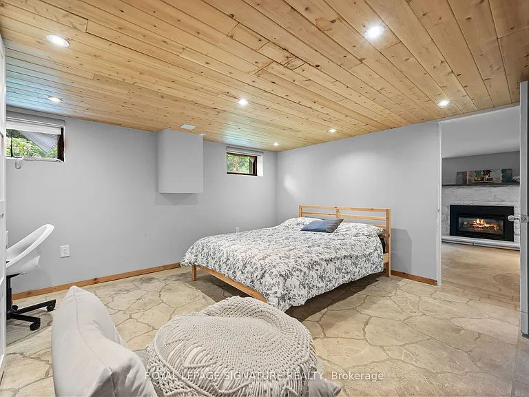 2234 Gordon Dr — Photo 23