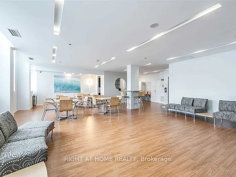 3865 Lake Shore Blvd W #1309 — Photo 16