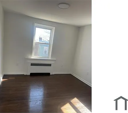 3 bed, 1471 sqft, $2,420 — Photo 4