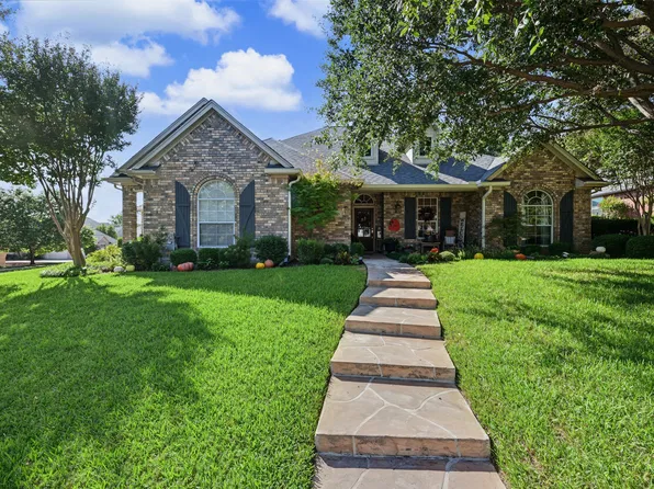 8955 Leslie Ct, Benbrook, TX 76126