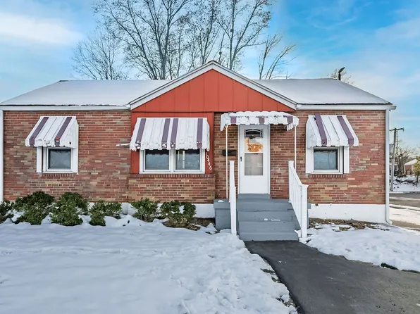 10446 Saint Charles Rock Rd, Saint Ann, MO 63074