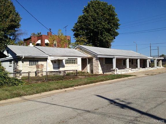2nd image of 8201 Vulcan St