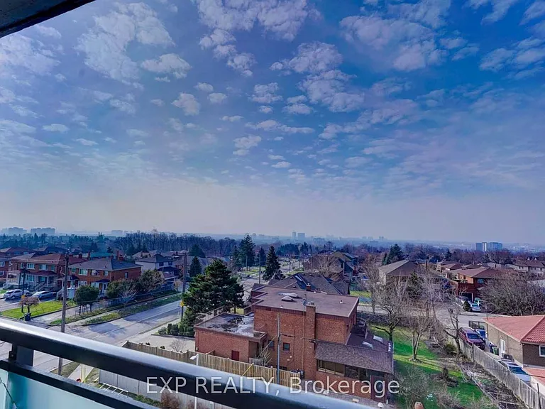 2522 Keele St #419 — Photo 30