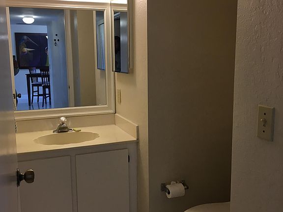 5th image of 538 Woodgate Cir #E