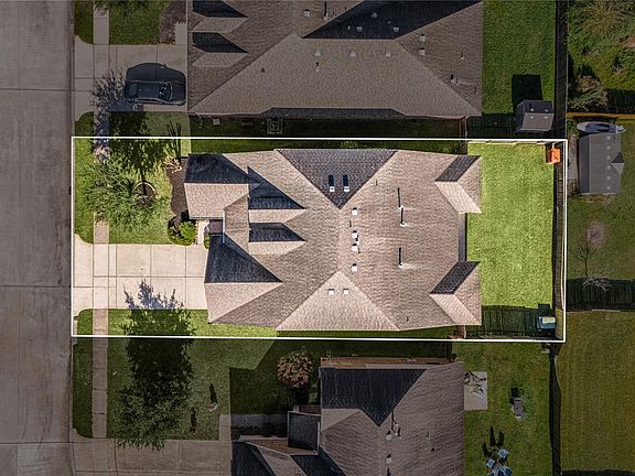 2nd image of 15114 Spring Sun Ct