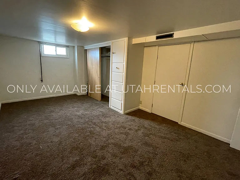 158 W 500 N — Photo 5
