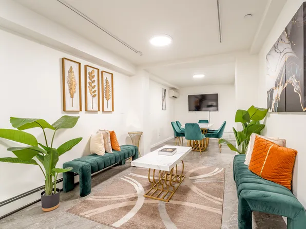 212 East 70th Street B image 1 of 16