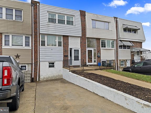 3rd image of 4270 Lawnside Rd