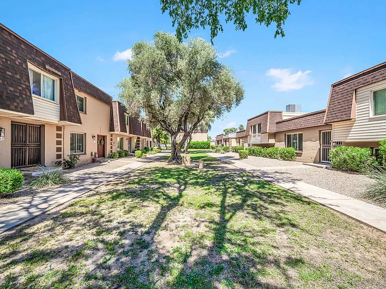8462 E Chaparral Rd — Photo 1