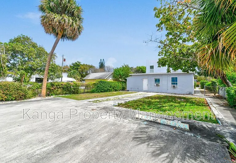 3721 Henry Ave #B — Photo 32