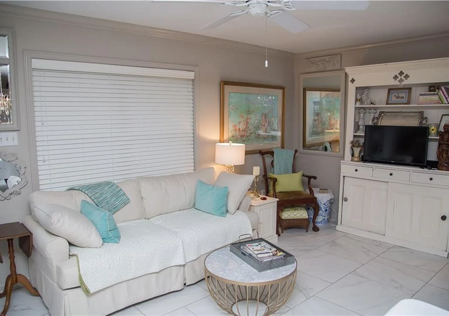 2 Bedroom 2 bath Duplex for rent — Photo 2