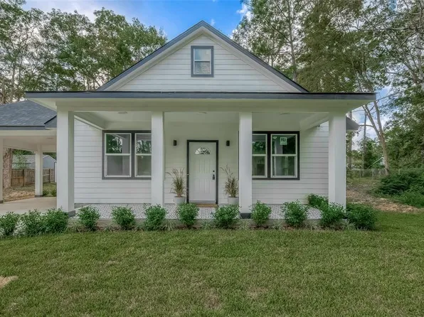 10778 Royal Terrell Drive, Conroe, TX 77303