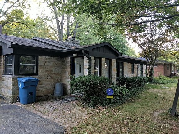 2nd image of 7940 Meadowbrook Dr