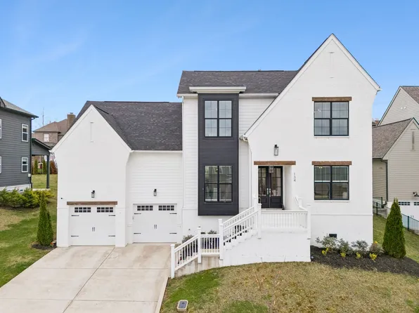 134 Barlow Dr, Franklin, TN 37064