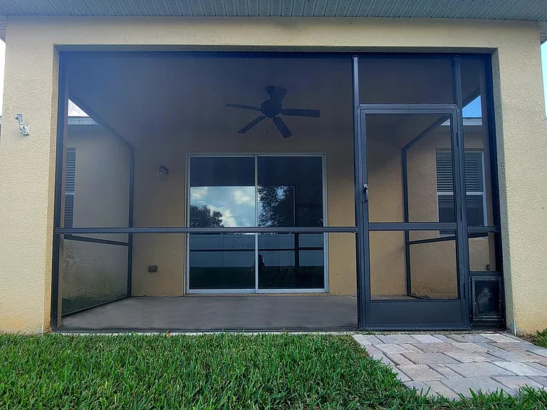 412 Summerlyn Dr — Photo 5