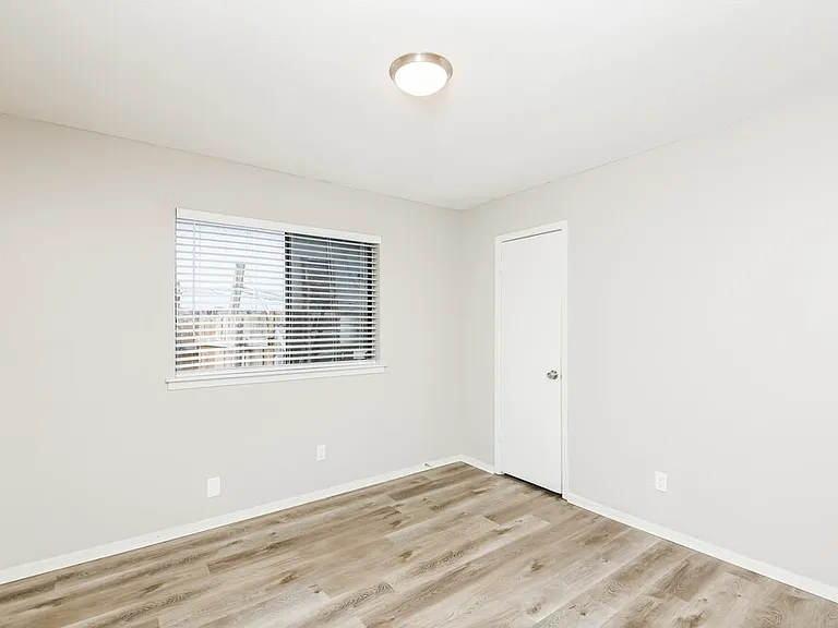 3741 Misty Meadow Dr — Photo 14
