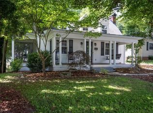 1120 Irving St, Winston Salem, NC 27103