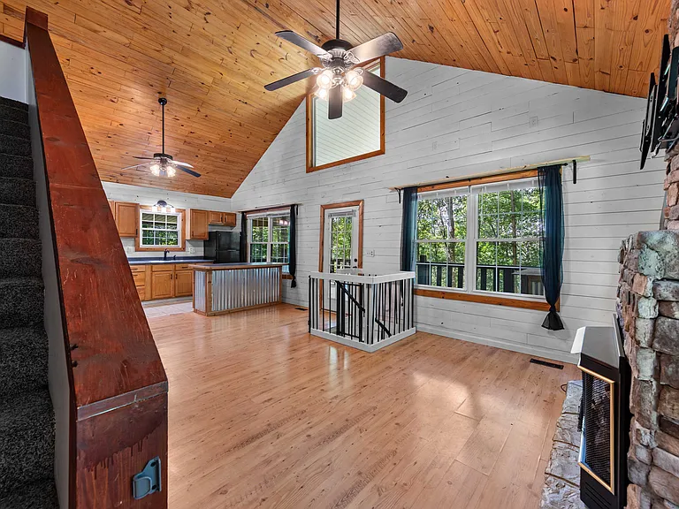 598 Hiwassee View Dr — Photo 13