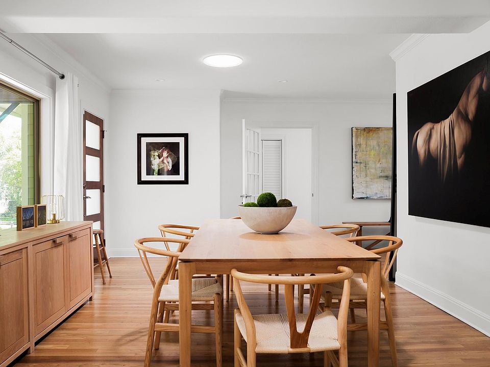 1st image of 2803 Bridle Path