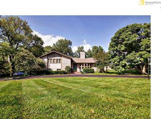 2724 W 63rd St, Mission Hills, KS 66208