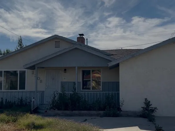 2208 Valencia Dr, Bakersfield, CA 93306