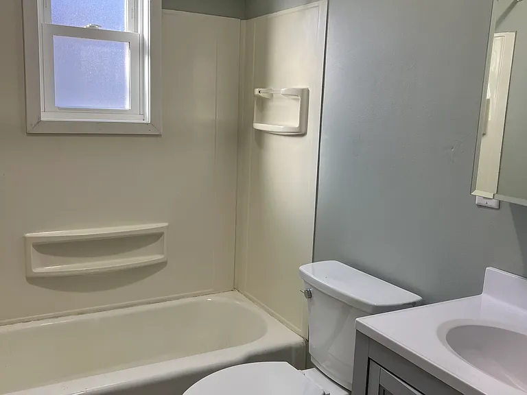 510 W Hewitt Ave #2 — Photo 5
