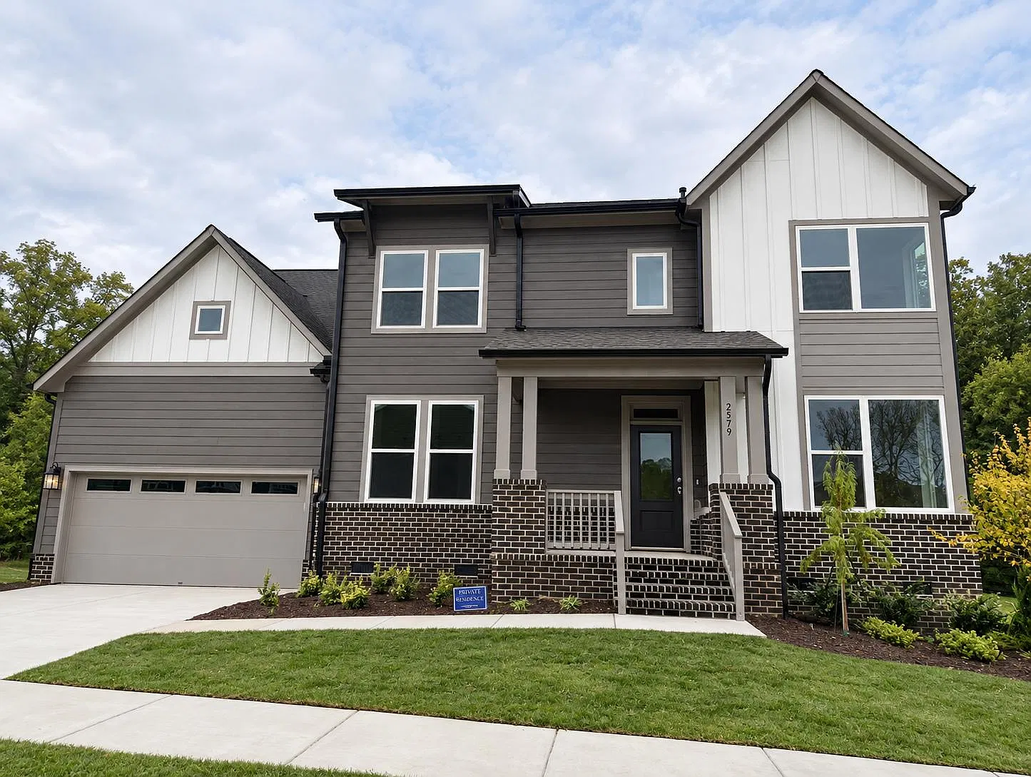 5 bed, 3400 sqft, $3,595 — Photo 1