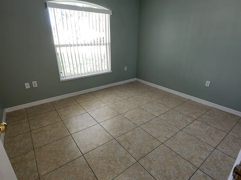 4100 Mendenwood Ln — Photo 10