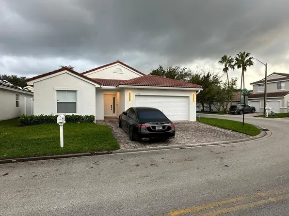 3380 SW 50th St, Fort Lauderdale, FL 33312
