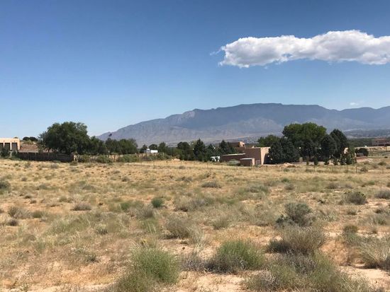 6424 Camino Del Arrebol NW, Albuquerque, NM 87120