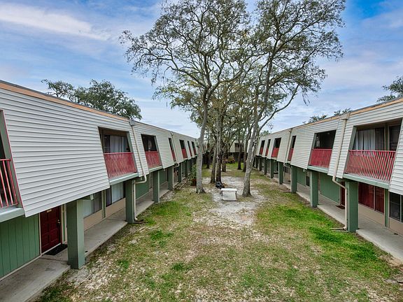 2nd image of 210 Pelham Rd Unit 201B