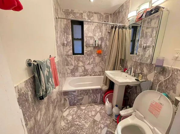 150-30 71st Avenue image 5 of 6