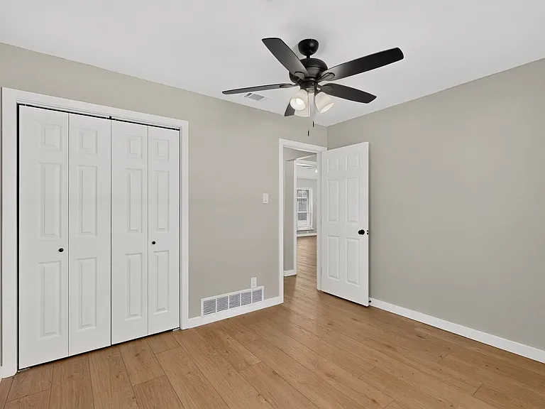 2919 Panhandle Dr — Photo 32