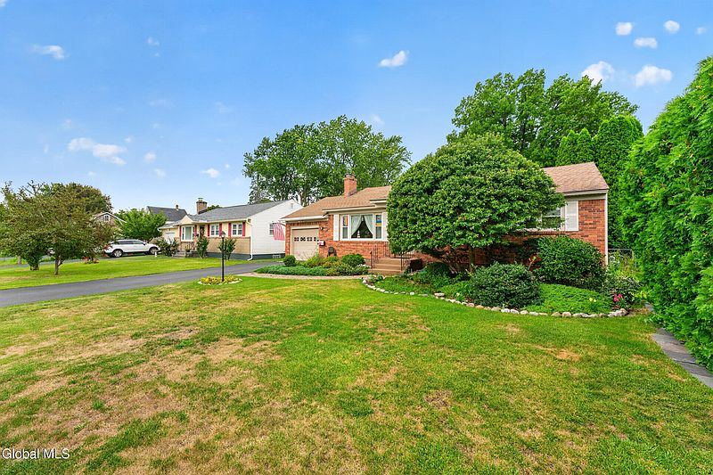 2nd image of 1527 Ardsley Place