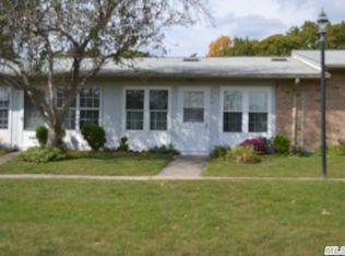 277 Berwick Ct UNIT C, Ridge, NY 11961