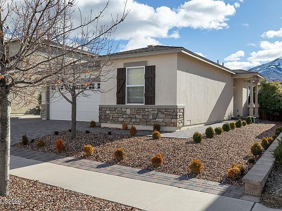 3rd image of 8925 Silverkist Dr
