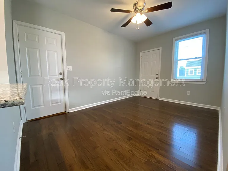 604 N 32nd St #A — Photo 5
