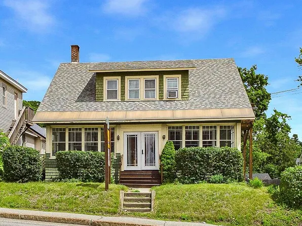 89 Western Avenue, Augusta, ME 04330