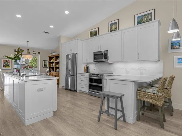 853 Tanbark DR #205, NAPLES, FL 34108