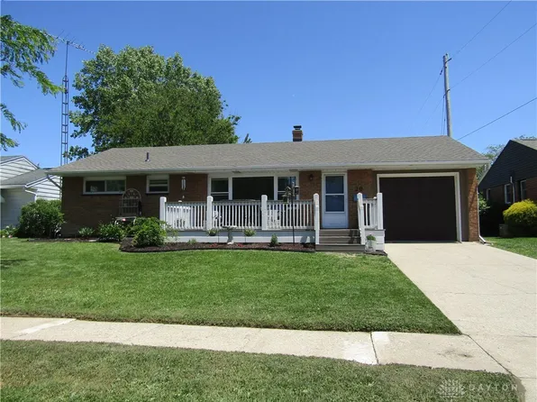 20 N Tippecanoe Dr, Tipp City, OH 45371