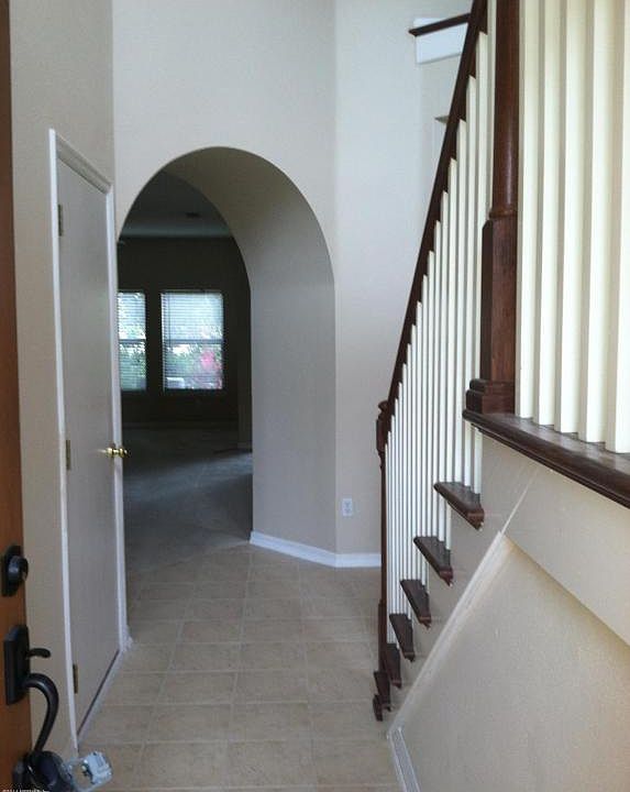 1st image of 604 Briar Way Ln