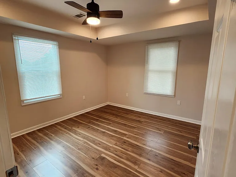 4420 Furley Ave #2 — Photo 7
