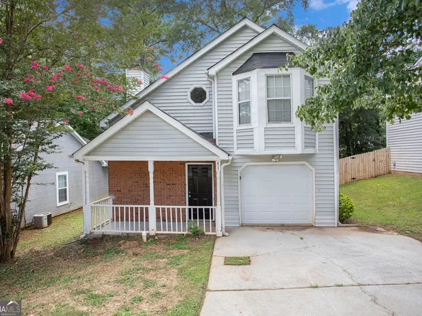 817 Ashley Ln, Stone Mountain, GA 30087