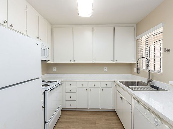 5th image of 9413 Winter Gardens Blvd APT 12