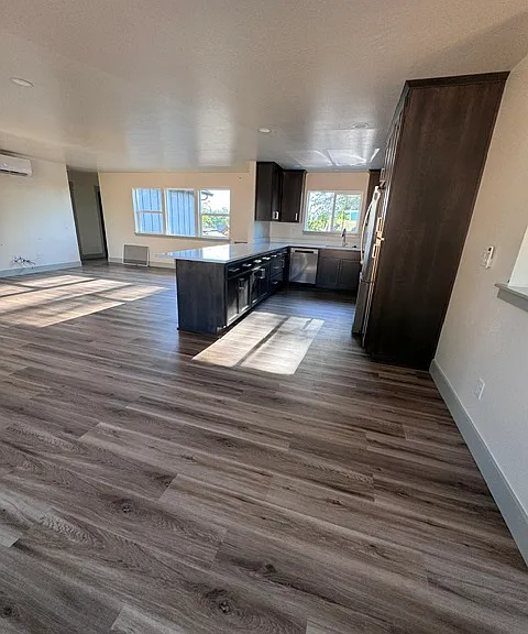 210 Academy Pl #2 — Photo 5