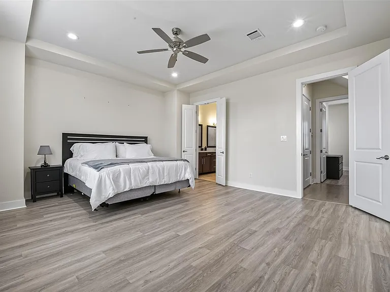 4104 Marina St — Photo 36