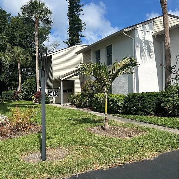 5479 Peppertree Dr #E13 — Photo 30