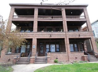 587 Holly Ave APT 6, Saint Paul, MN 55102