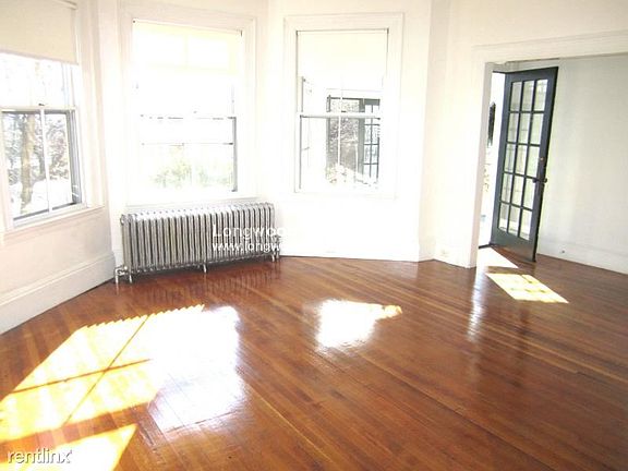 106 Mason Ter. #2 Brookline - Coolidge Corner Unit Photo 5